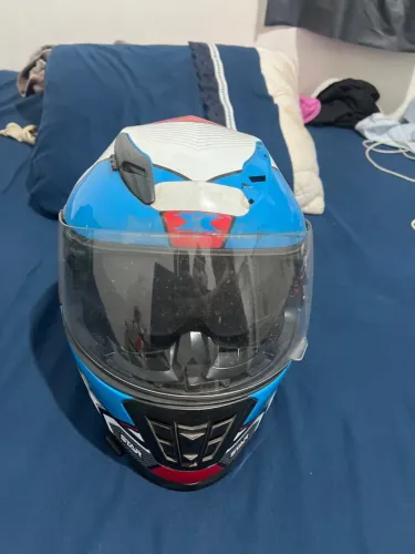 Vendo capacete Race tech