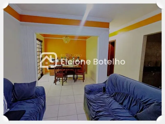 Casa à venda, 3 quartos, 2 suítes, 2 vagas, PLANALTO - Uberlândia/MG
