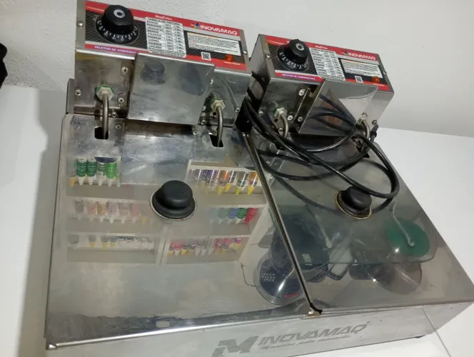 Vendo fritadeira elétrica semi nova