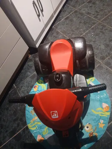 Moto Elétrica Infantil Bandeirante + Carregador.