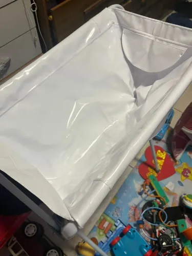 Banheira com suporte dobrável