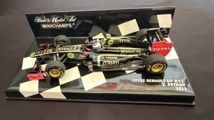 Miniatura Minichamps 1:43 - Lotus 