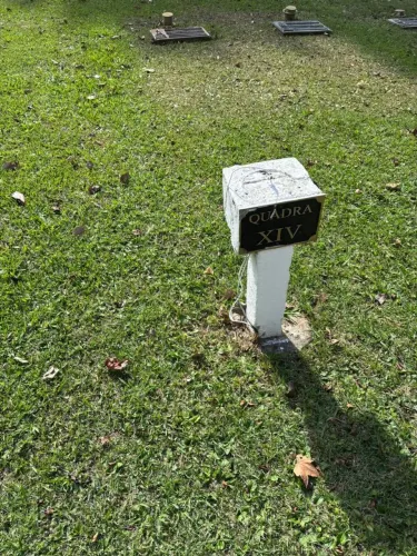 Jazigo Cemitério Parque Iguacu