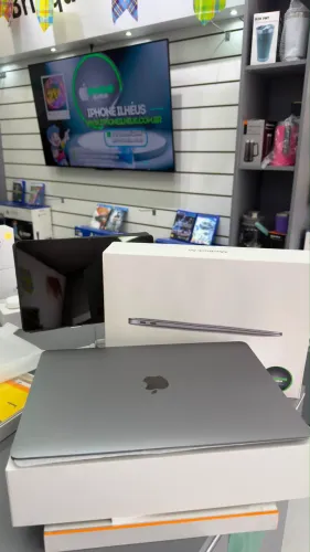 MacBook Air M1