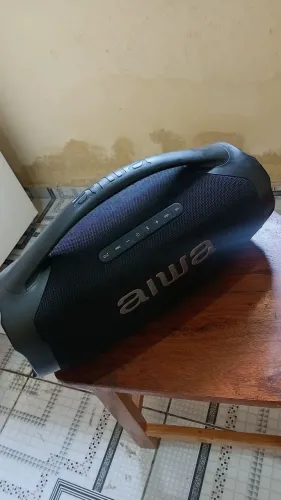 CAIXA BOOMBOX TOP DE LINHA 
