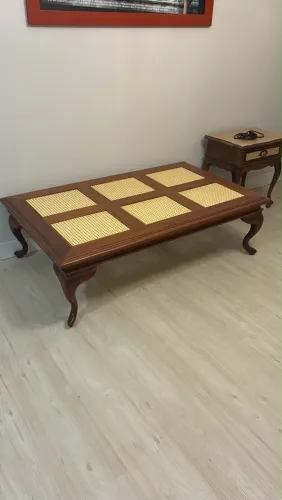Mesa de centro (maciça + palha indiana)