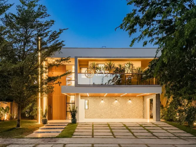 Casa porteira fechada no Azur  - Eusébio - CEpo