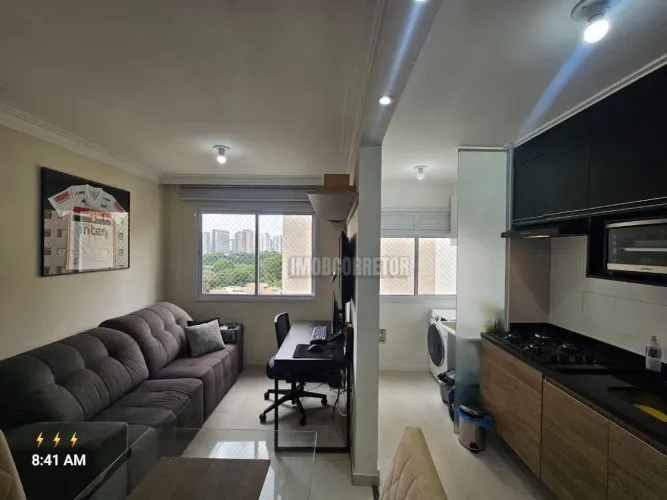 Apartamento na Água Branca no Barra Viva, repleto de planejados