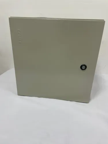 Quadro de comando QCE 18 400x400x200x260mm Gomes 