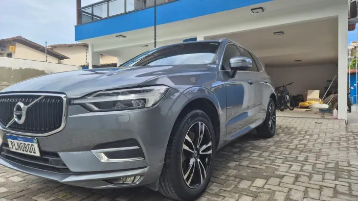 Volvo XC-60 XC 60 D-5 Momentum 2.0 AWD Diesel 5P 2019