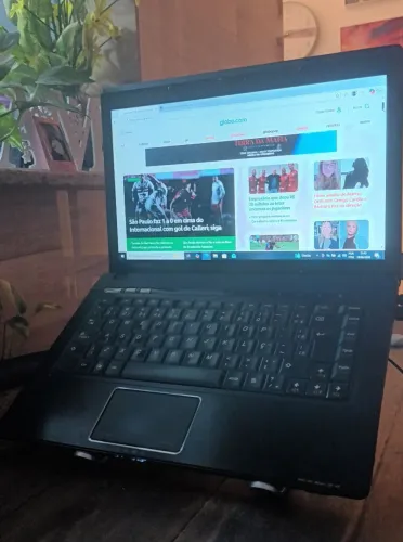Notebook Lenovo. 8gb de ram. 1 terabyte de HD. Processador i5. Entrego ou Frete grátis.