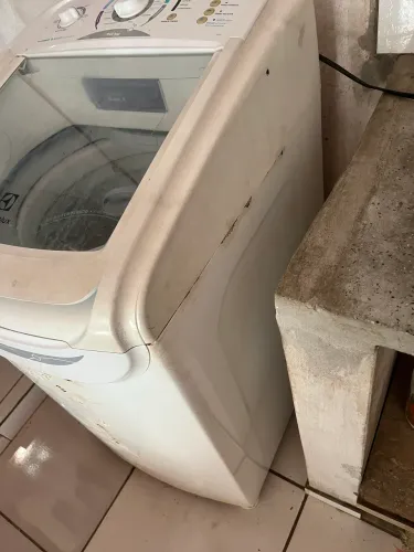 Máquina de lavar com defeito