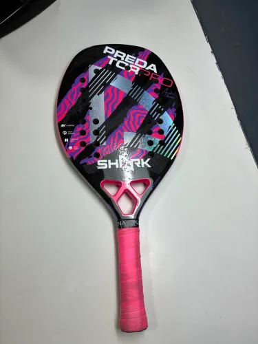 Raquete de Beach Tennis Shark Predator Pro