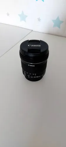 Lente Canon EF-S 10-18mm f/4.5-5.6 IS STM