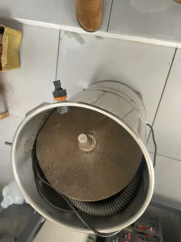 descascador de batatas e outros legumes e verduras