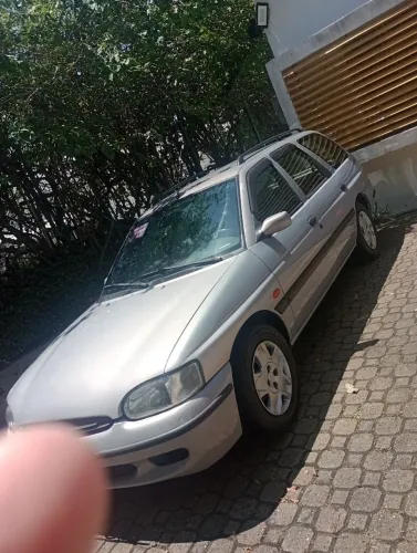 Ford Escort S.W GL 1.8i 16V 1998