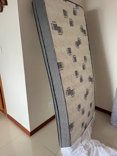 Colchão Ortobom D45 usado