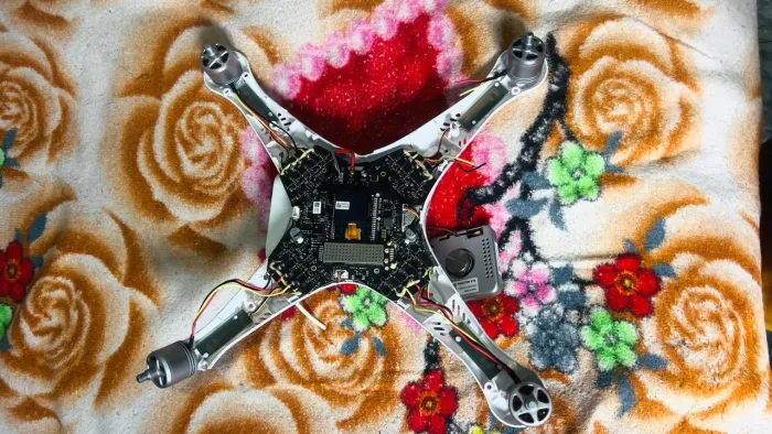 Vendo pessa de drone DJi phantom 3 stardard