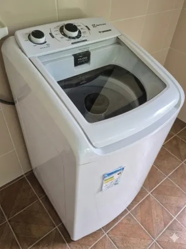 LAVA ROUPAS ELECTROLUX 9KG
