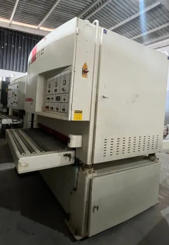 Lixadeira Banda Larga Automática - marca: Tecmatic - largura útil de trabalho de 1300mm