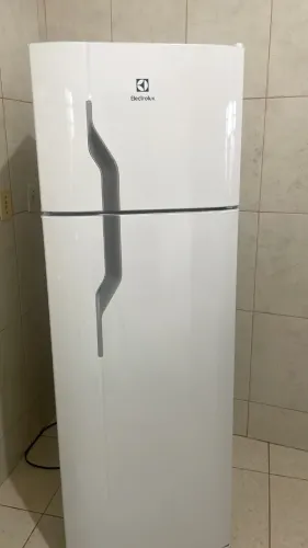 Refrigerador Eletrolux 2 portas branco