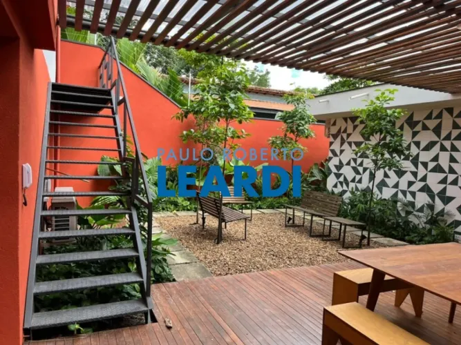 CASA TÉRREA - ALTO DE PINHEIROS - SP