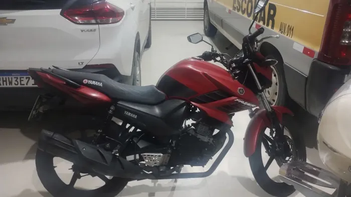 Moto em excelente estado de conservação!!