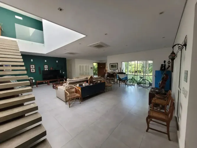 Casa Alto Padrão - 4 suítes, 600m2 - Condomínio Santa Lúcia na Barra da Tijuca - Rio de Ja
