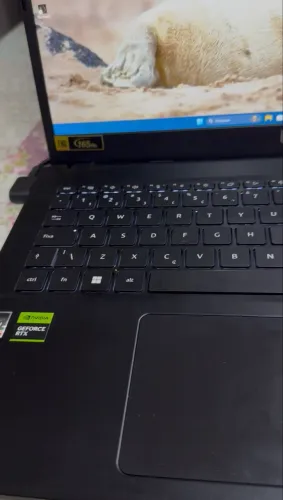 Acer Nitro V15 165hz