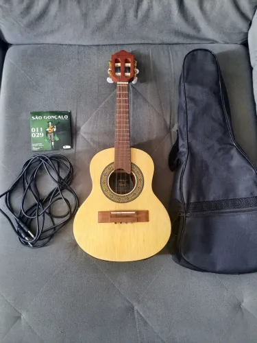 Cavaquinho raiz 