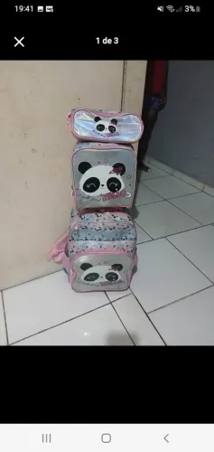 Vestido ver.elho uma bolsa infantil 