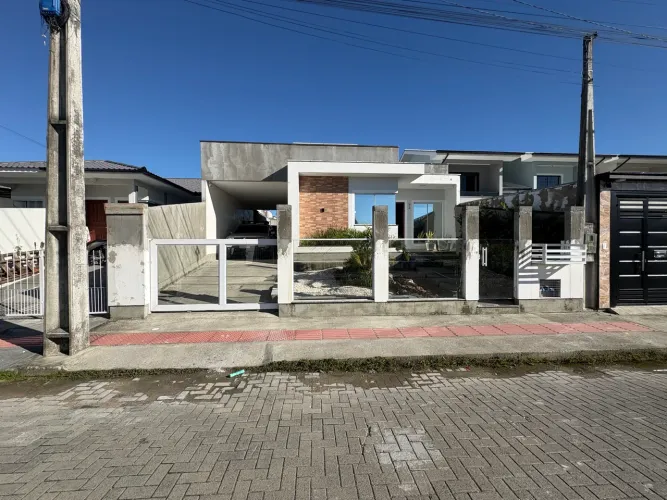 Vendo frente de casa em vidro e alumínio e Cuba de banheiro