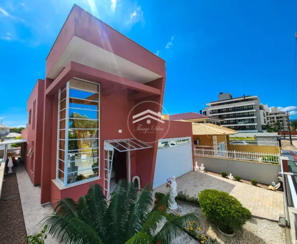 Casa na Praia de Fora, Palhoça - 3Dorm/1Suíte - 200 metros do Mar - Aceita Permuta