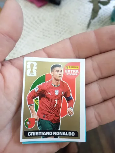 Cristiano Ronaldo legend Gold