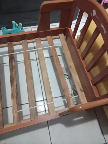 Cama infantil de Madeira
