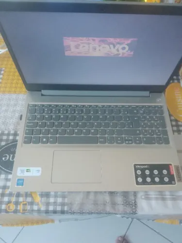Notebook Lenovo - Novo