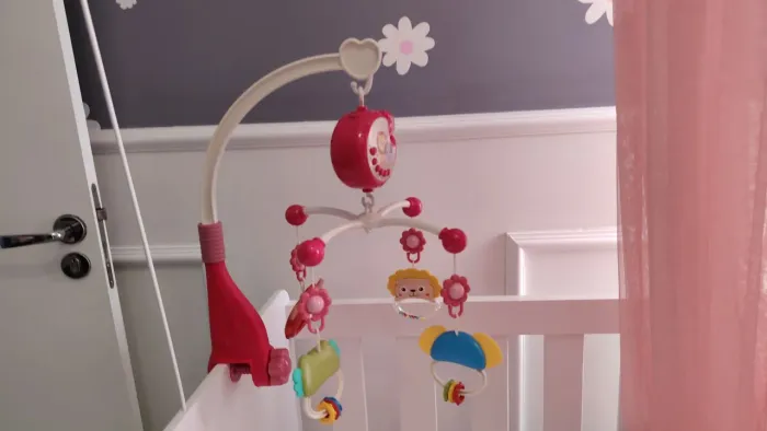 Mobile de berço, musical