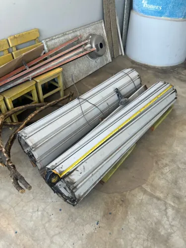 Porta De Enrolar De Aço Galvanizado (2 Unidades) - Com Guias