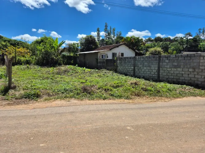 TERRENO 180m DISTRITO DORES PARAIBUNA NO MUNICÍPIO DE SANTOS DUMONT 11m x 14m 100% PLANO