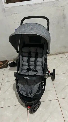 Carrinho de bebê