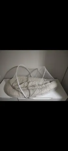 Ninho redutor com mosquiteiro + saco de dormir na cor palha seminovos