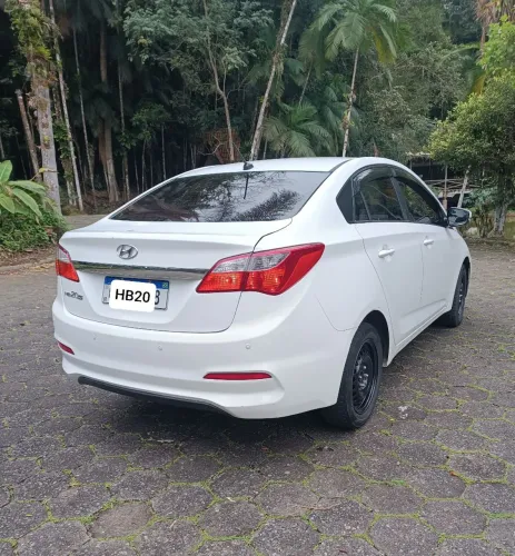 Hyundai HB20S C.plus/c.style1.0 Flex 12V Mec. 4P 2018