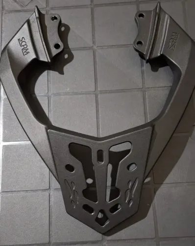 Suporte bagageiro/ Alça lateral- SCAM- Yamaha Fazer Fz25 2018 a 2025