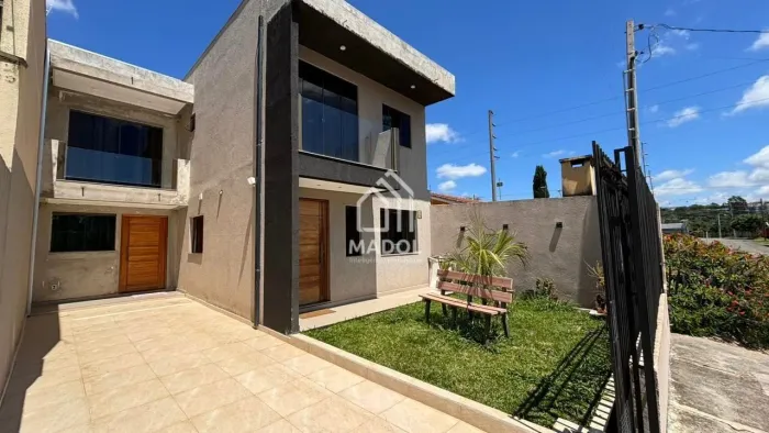 Sobrado mobiliado para locação | Bairro Uvaranas| R$ 7.000,00.