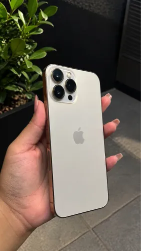 iPhone 13 Pro Max - com volta p/ mim