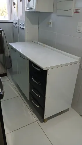 Vendo um lindo armário grande de cozinha Itatiaia