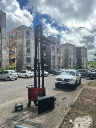 Empilhadeira Semi elétrica 