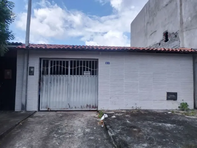 Vendesse casa na zona norte de Natal bairro nossa senhora da apresentação 
