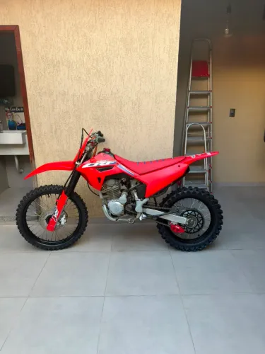 MOTO DE TRILHA HONDA CRF 230