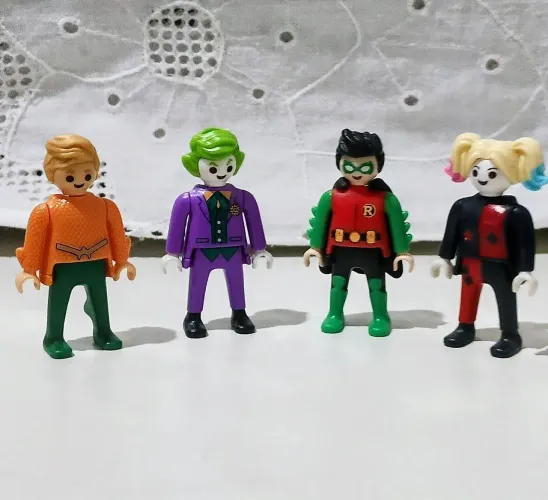 Playmobil KinderOvo personagens